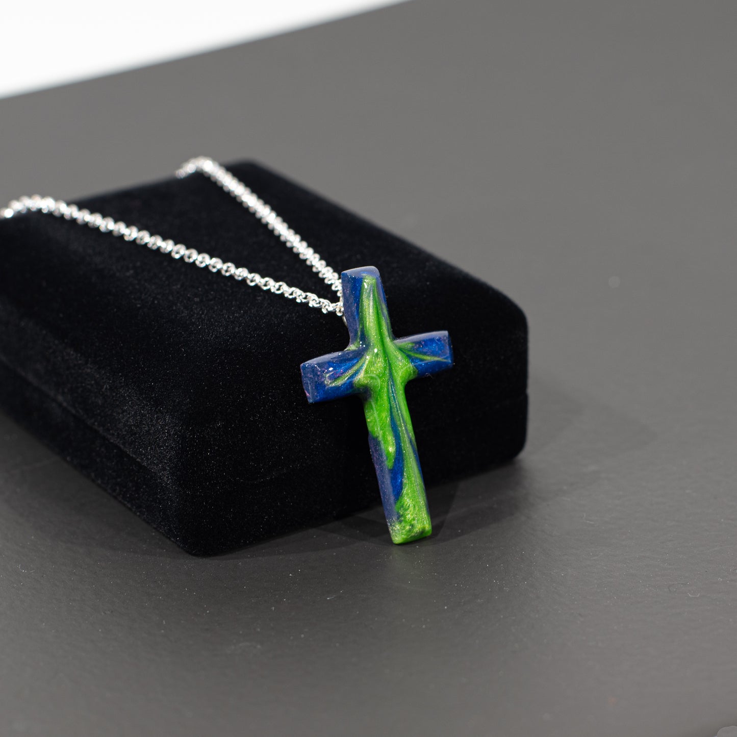 Lime Dift Cross Necklace